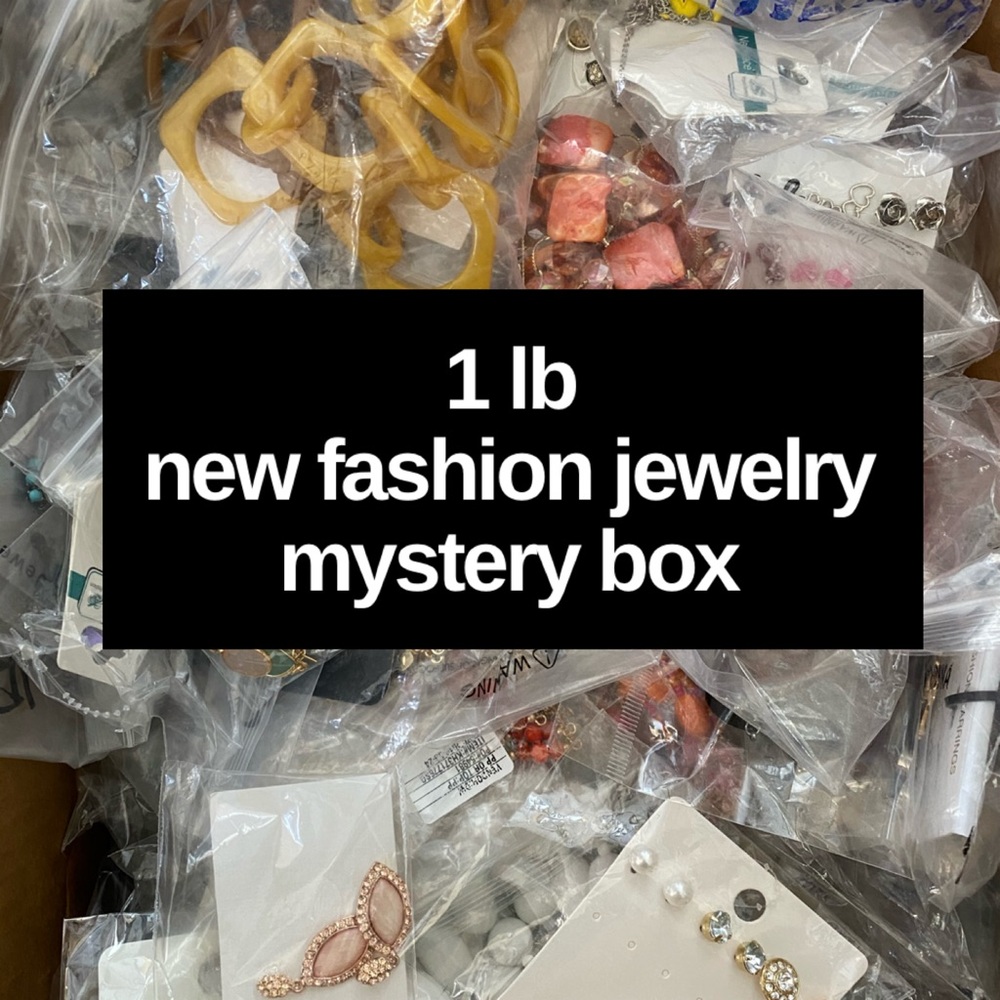 1 LB Mystery Fashion Jewelry NEW Christmas Gifts, Reselling, Crafting